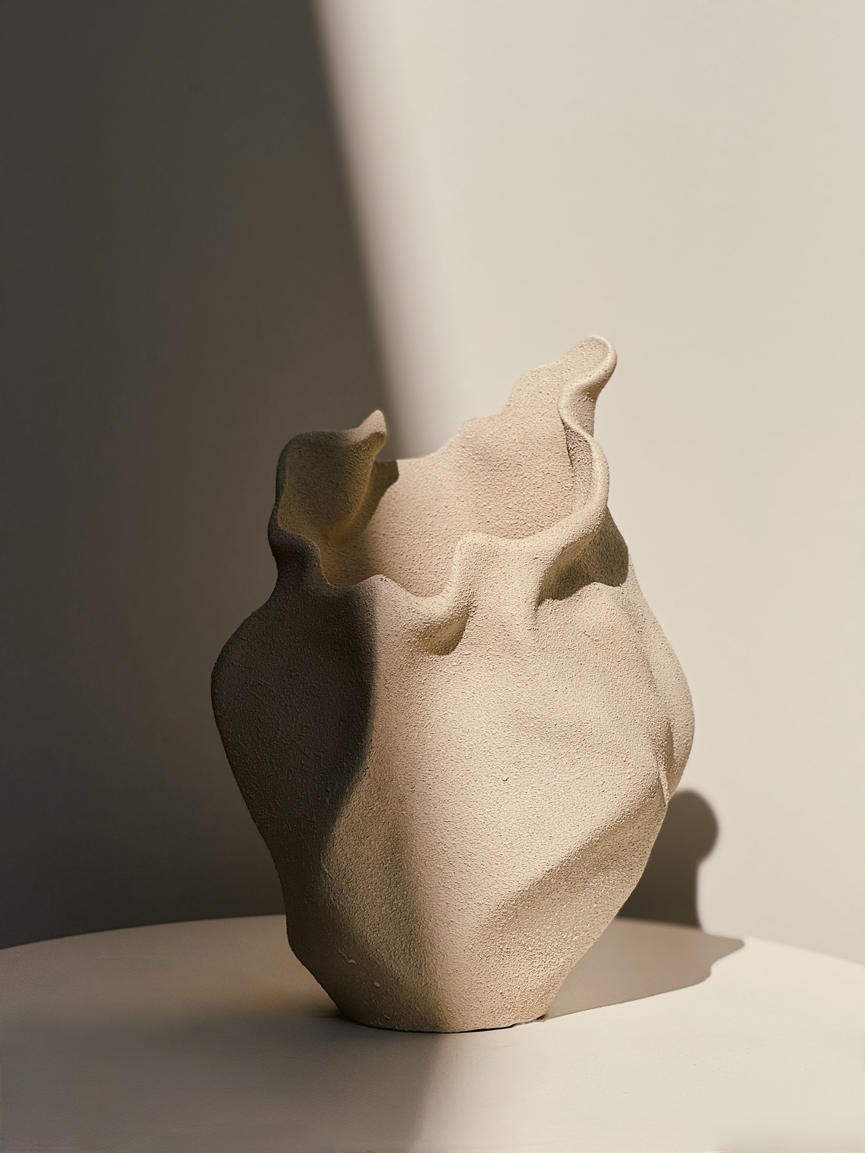 Organic_Shaped_Vase